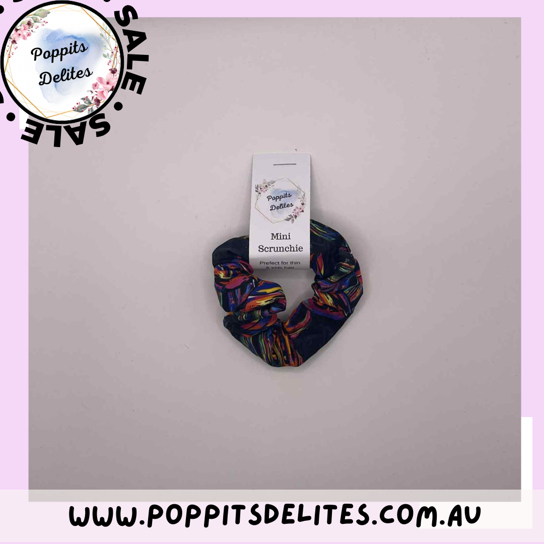 Black Leaf Scrunchie