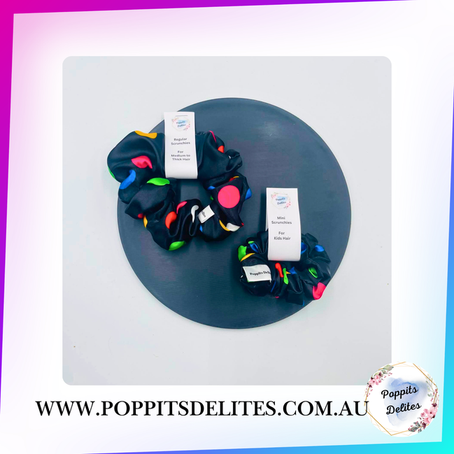 Black Dots Satin Scrunchie - Poppits Delites