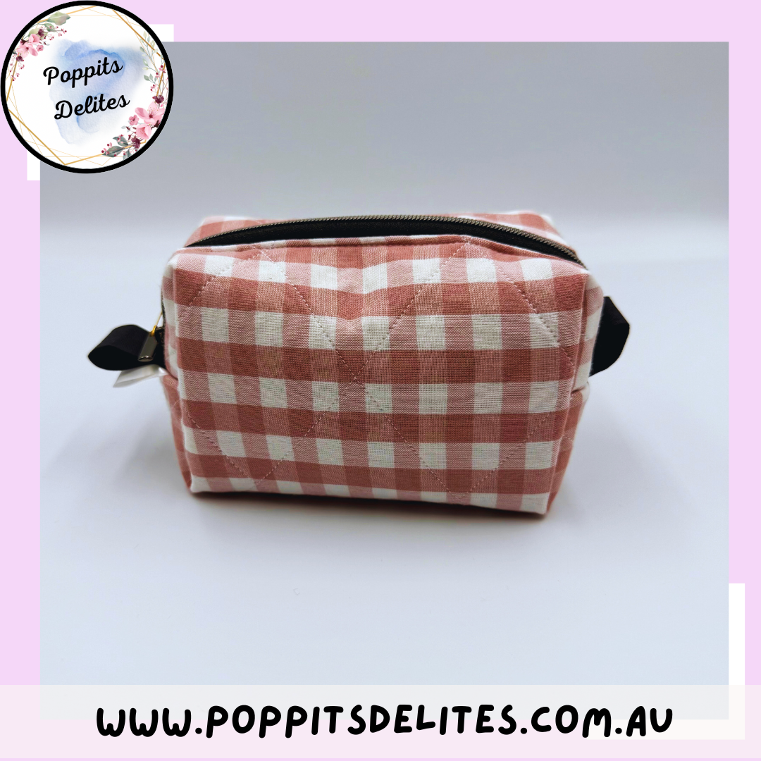 Jennifer Gingham Travel Bag