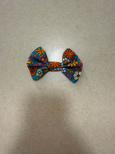 70's Vibes Mini Fabric Hair Bow