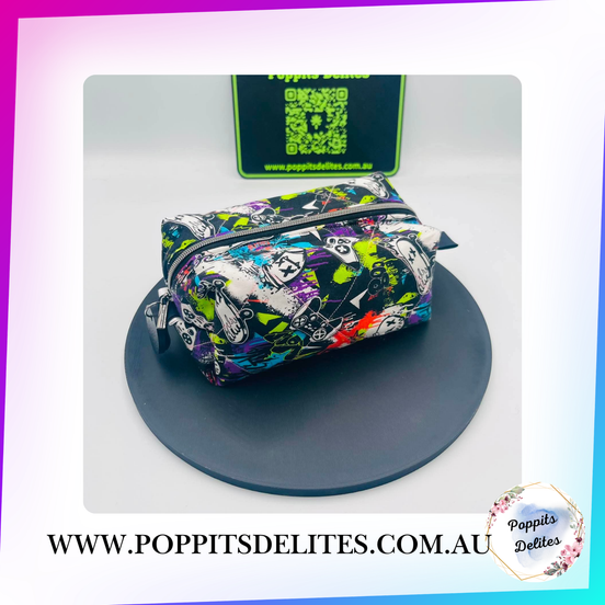 Gamer Graffiti Carry All Bag - Poppits Delites