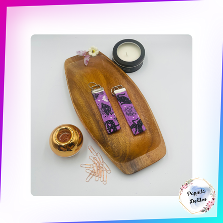 Witch Potion Wristlet - Poppits Delites