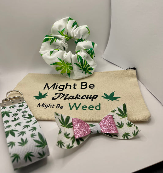 Might be make up - Poppits Delites offering amazing and affordable pamper products for all family member. Our collections include bath bombs, sugar & salt scrubs, candles, tea lights and essentials products and much more. We are based in Qld and post australia wide with registered tracking post. 